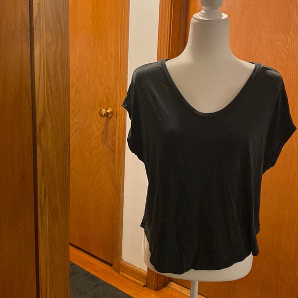 Top - Picture 1 of 2